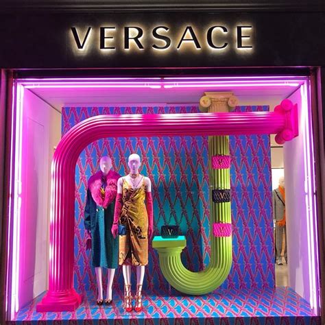 visual merchandiser versace|Michael Hinojosa .